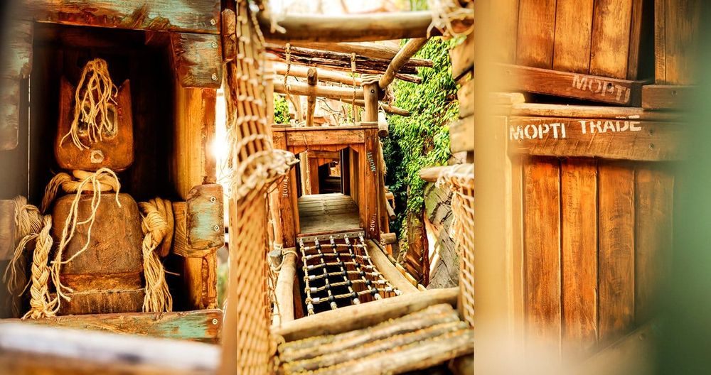 Mopti's Monkey Depot
