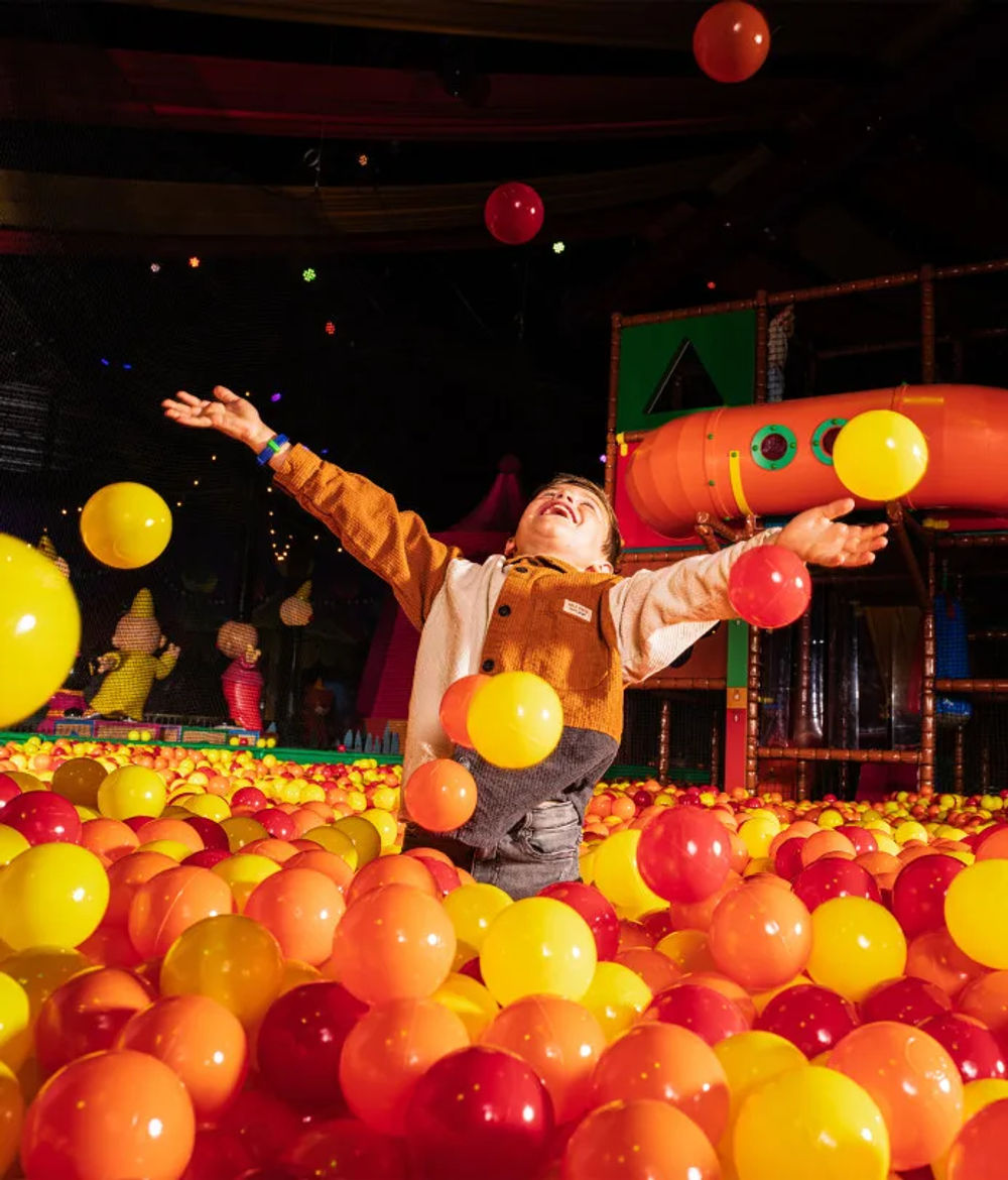 Tumbi's Ball Pool
