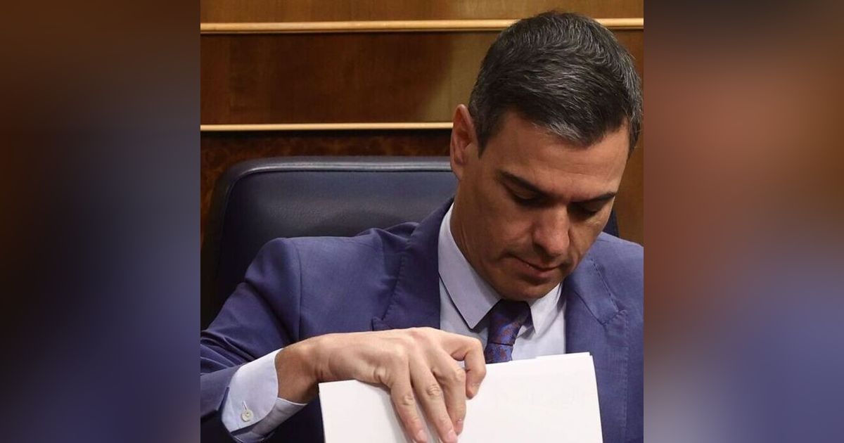 Federico a las 7: Sánchez y "la pulcritud" del rescate a Plus Ultra