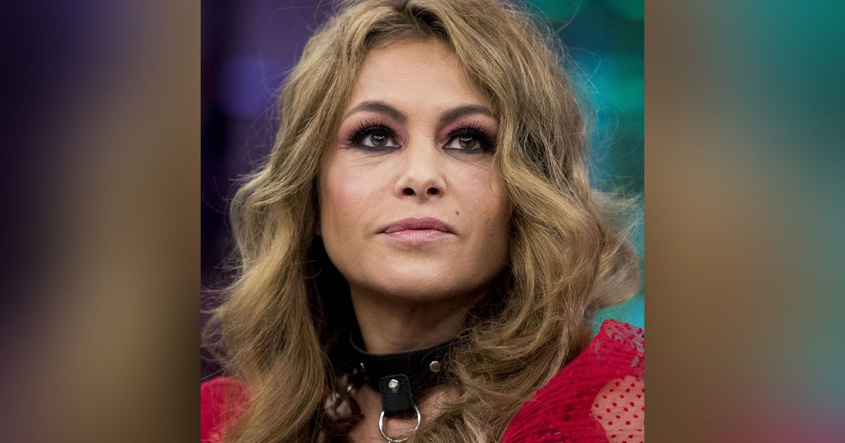 Crónica Rosa: Paulina Rubio, inquiokupa de lujo