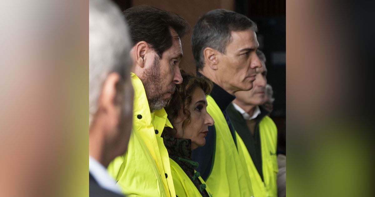Federico a las 8: Sánchez intenta repartir las culpas del accidente en Adamuz