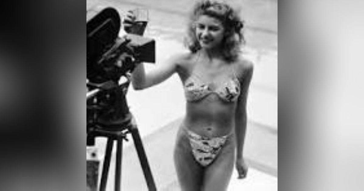 July 5-Bikini, Huey Lewis, Calvin & Hobbs, Edie Falco, Lifehouse, Owl City, Katherine Helmond, Marc Cohn