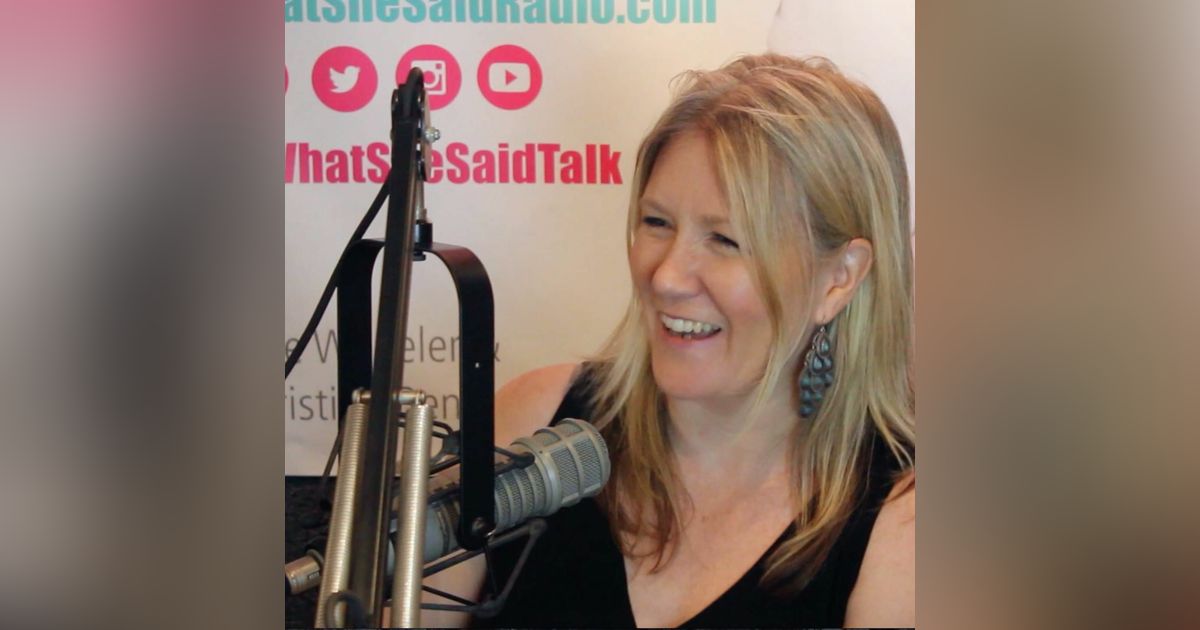 Tara Shannon Performs 'Love Me Loud' LIVE