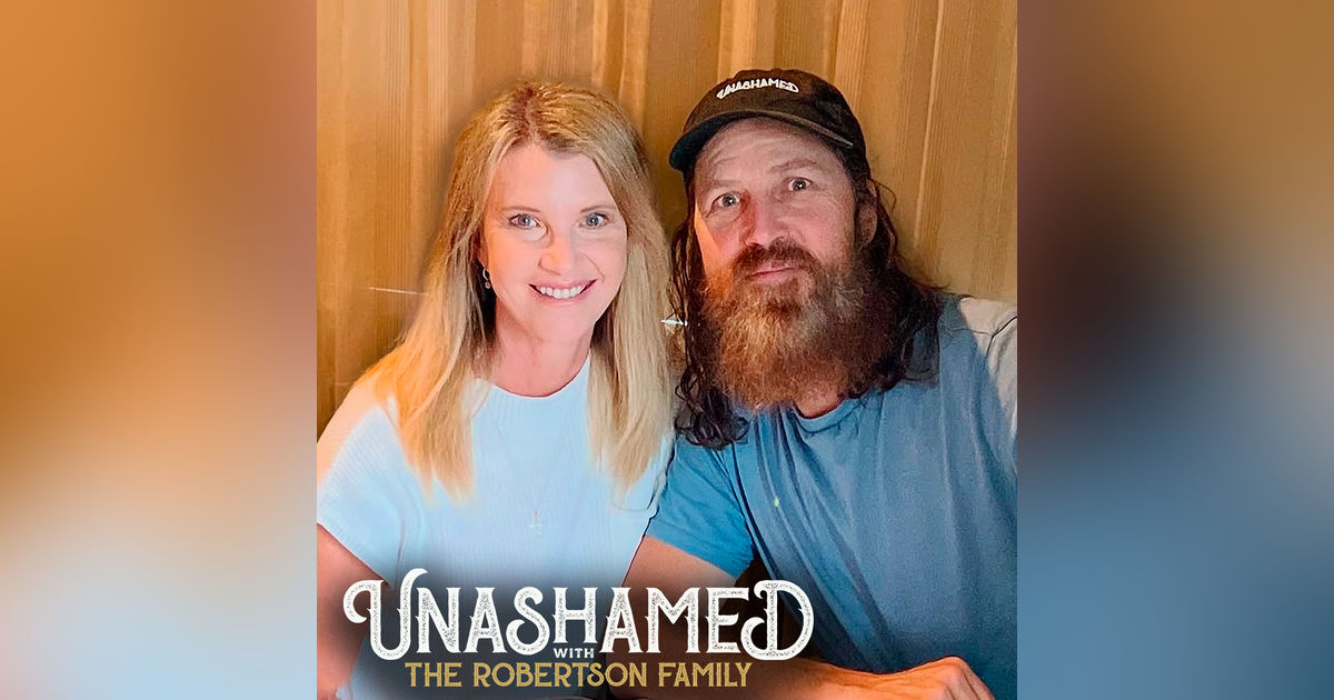 Ep 1015 | Phil’s Top 3 Things to Look for in a Wife & the Marriage Mistake Jase Made for 20 Years