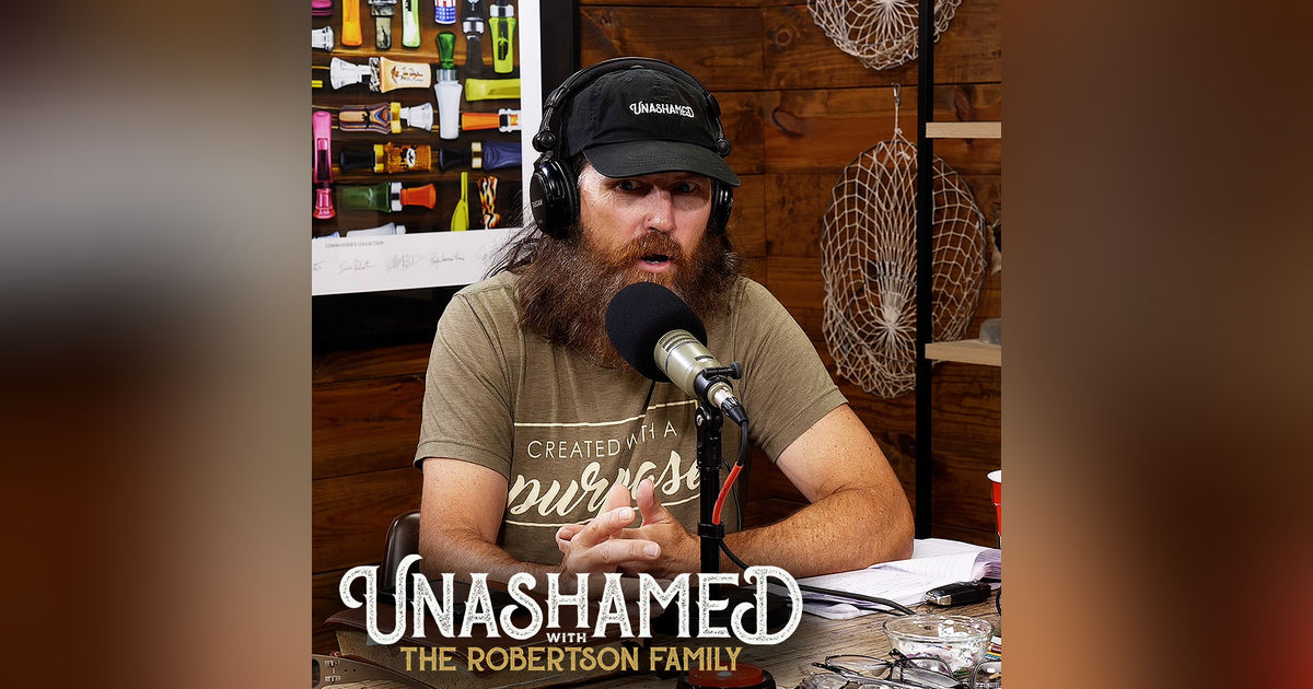 Ep 896 | Miss Kay Finally Comes Home, Lisa’s Surgery & a Tornado Nearly Killed Jase’s Son