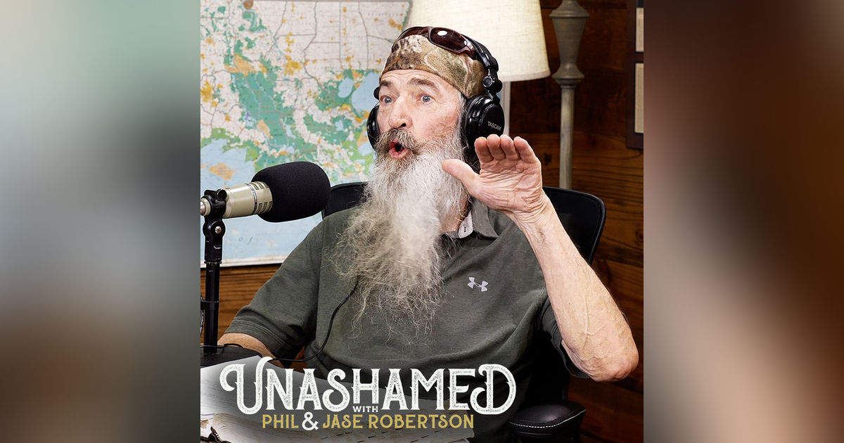 Ep 698 | Phil & Miss Kay’s Midnight Drag Racing Encounter & Jase Gets Grossed Out Big-Time