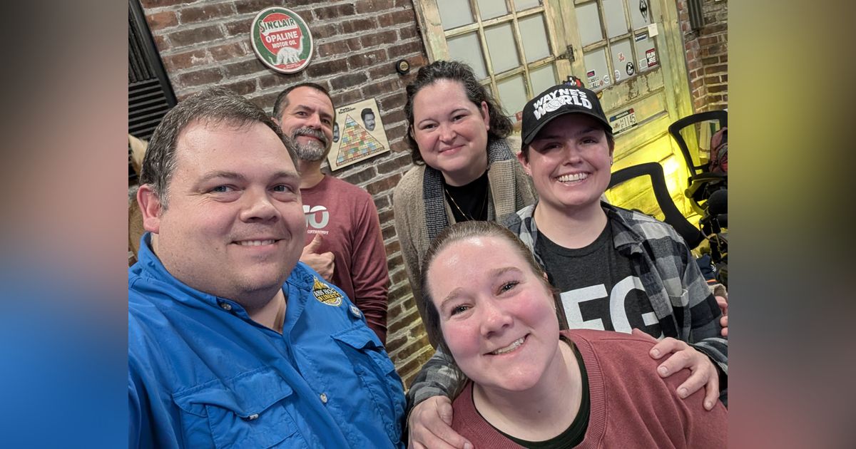 375: Year in Review; Christmas Stories; Jeremiah gets in trouble over hats