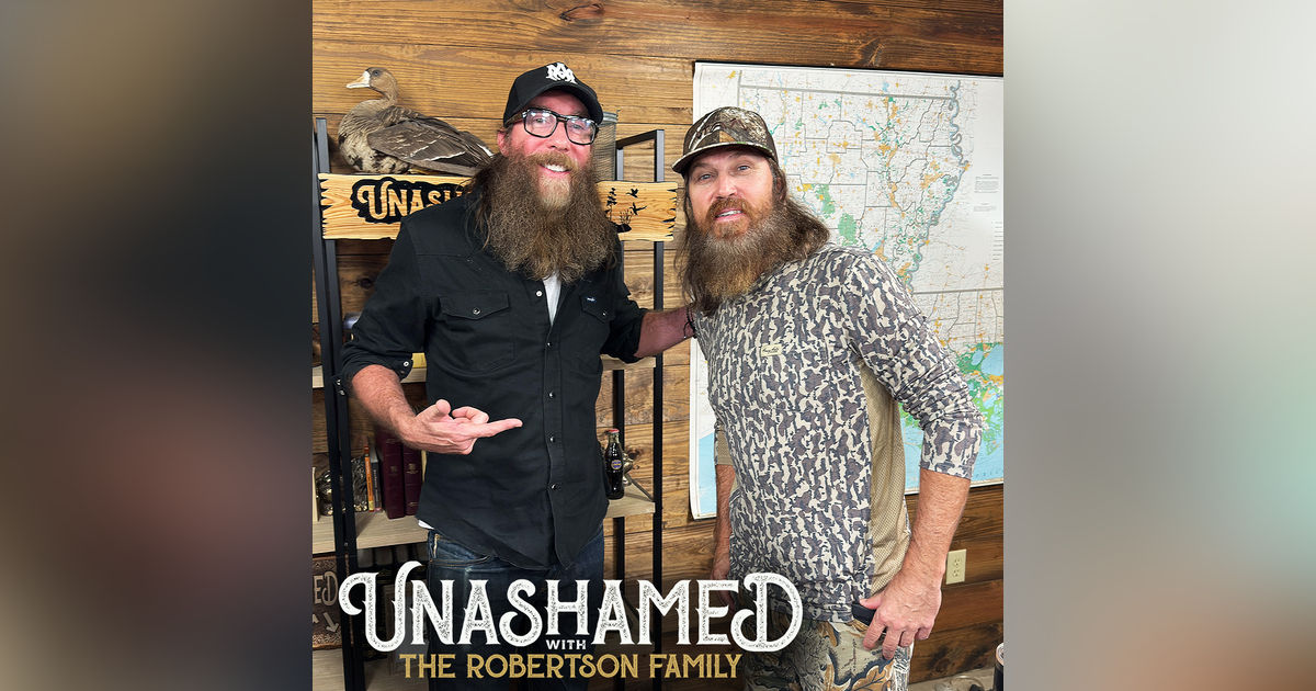 Ep 985 | Crowder Is the Twin Jase Wishes He Had & Learning to Surf from Eddie Vedder