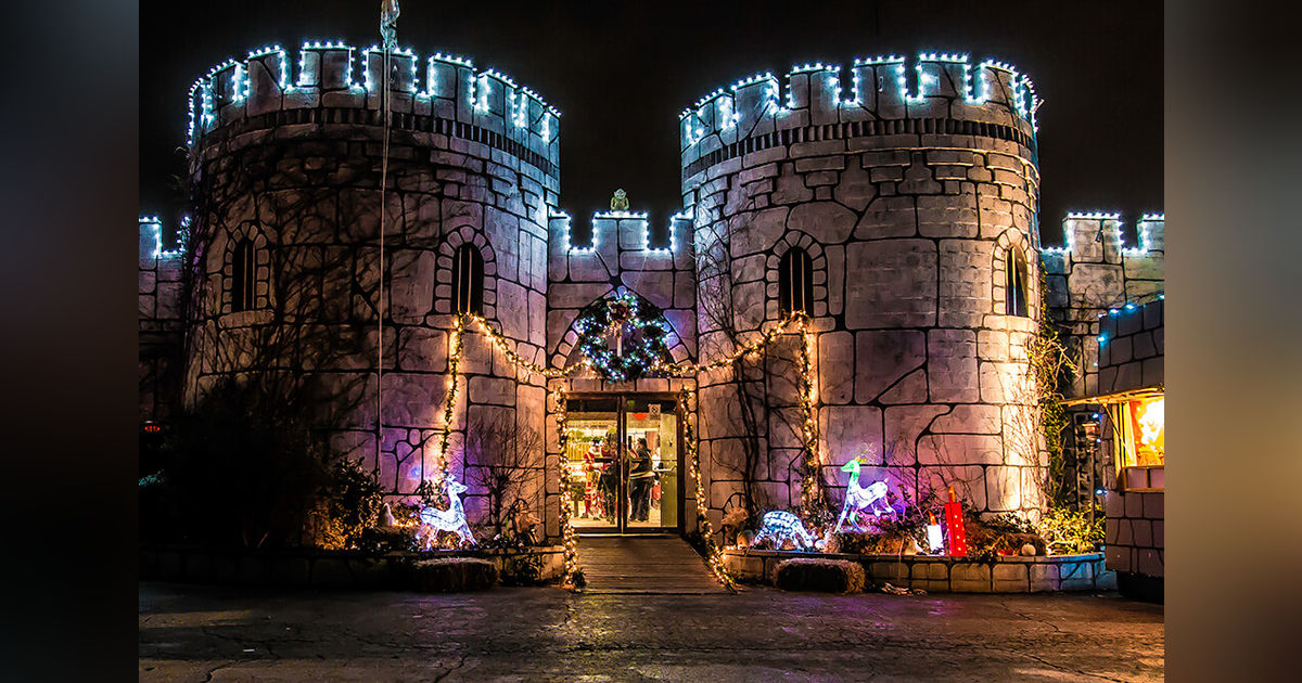Christmas at the Muskogee Castle Christmas at the Muskogee Castle
