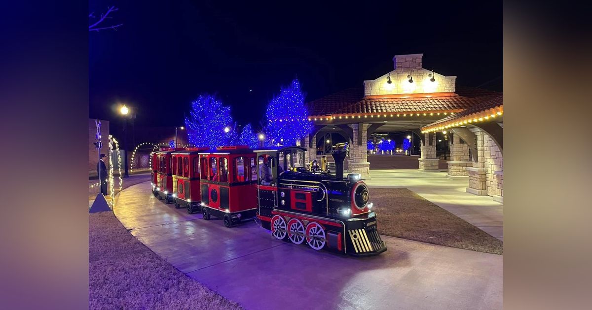 Can a train deliver holiday joy in time for Christmas? Can a train deliver holiday joy in time for Christmas?