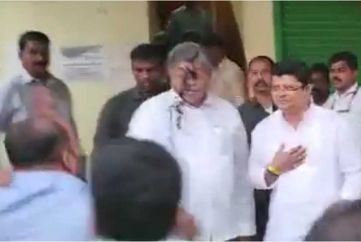 Ink thrown on minister chandrakant patil