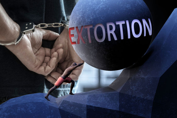 Pune extortion