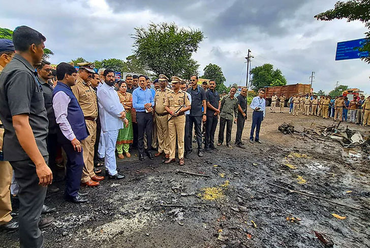 Nashik bus accident