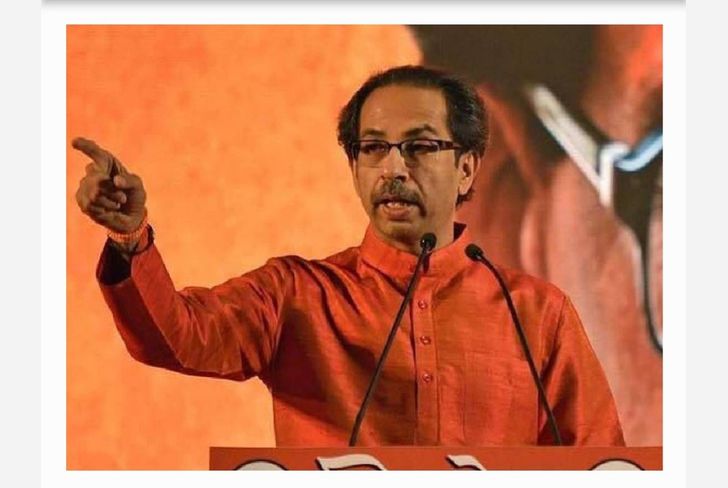 उध्दव ठाकरे यांना महानगरपालिकेच्या वतीने शिवाजी पार्कवर दसरा मेळावा घेण्यास परवानगी