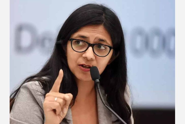 Swati Maliwal dragged in Delhi