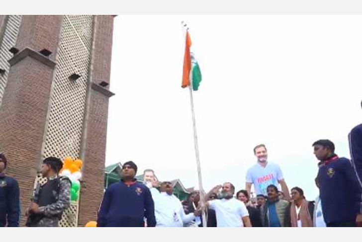 Rahul Gandhi's Bharat Jodo Yatra concluded by hoisting the Tricolor at Lal Chowk