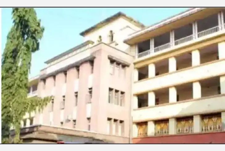 औषधं पूरवठ्या अभावी महाराष्ट्रातील आरोग्य सेवा व्हेंटिलेटरवर तर मृतांच्या तांडव सुरूच