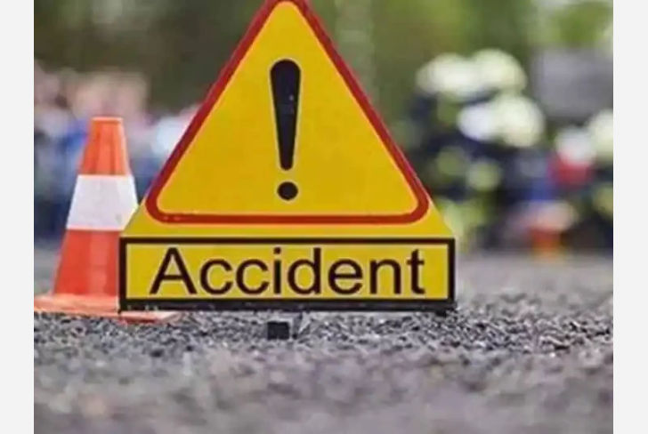 Accident of four school children in Parbhani