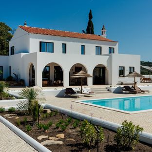 Quinta Cipreste l Spacious and tastefully designed stay near the sea