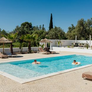 Quinta Cipreste l Spacious and tastefully designed stay near the sea