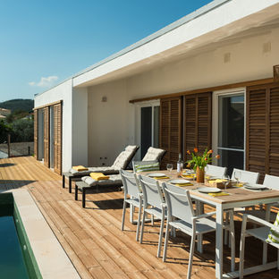 Casa Sul | Vrijstaande villa met hoge houten plafonds en natuurlijke materialen