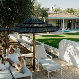 Quinta Cereja l Charmante cottage met grote tuin en zwembad