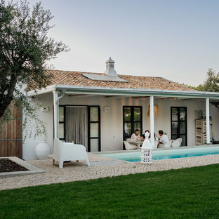 Quinta Cereja l Charmante cottage met grote tuin en zwembad