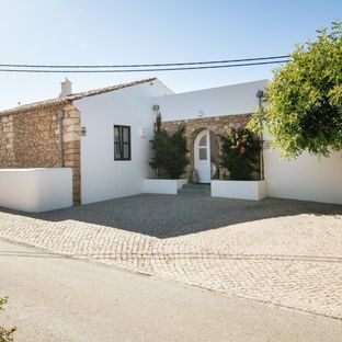 Quinta Cereja | Charming quinta with large garden