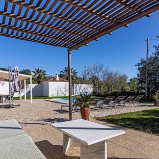 Villa do Auro l Zonnig terras met groot zwembad en mooi uitzicht 