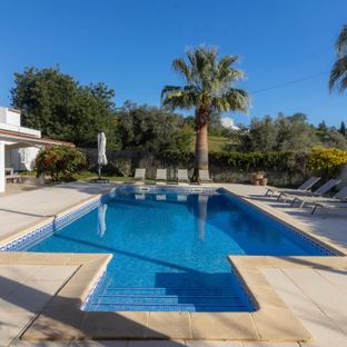 Villa do Dalas l Knus verblijf met groot terras en buitenkeuken