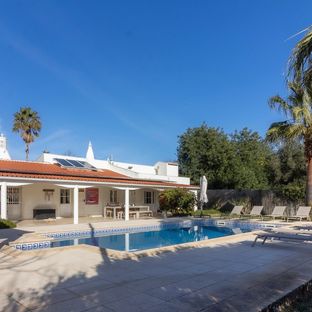 Villa do Dalas l Knus verblijf met groot terras en buitenkeuken