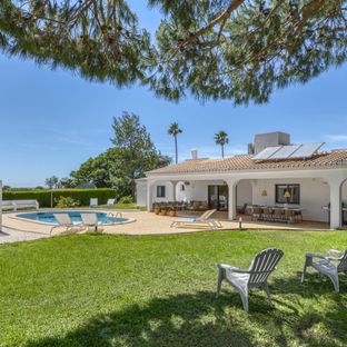 Villa Torrinha l Near idyllic beaches 