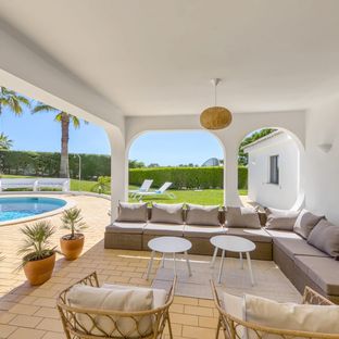 Villa Tor Rinha l Near idyllic beaches
