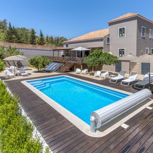 Villa Cocheira l Large luxury beach villa 