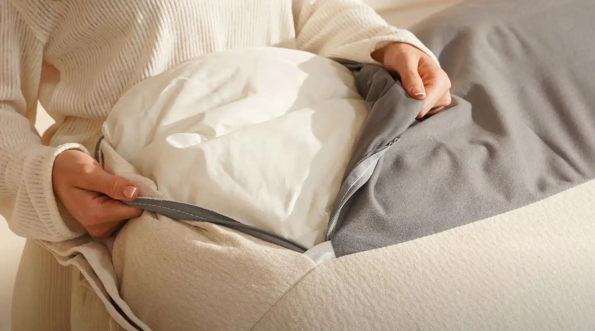 Removable and washable covers of Povison's washable sofas