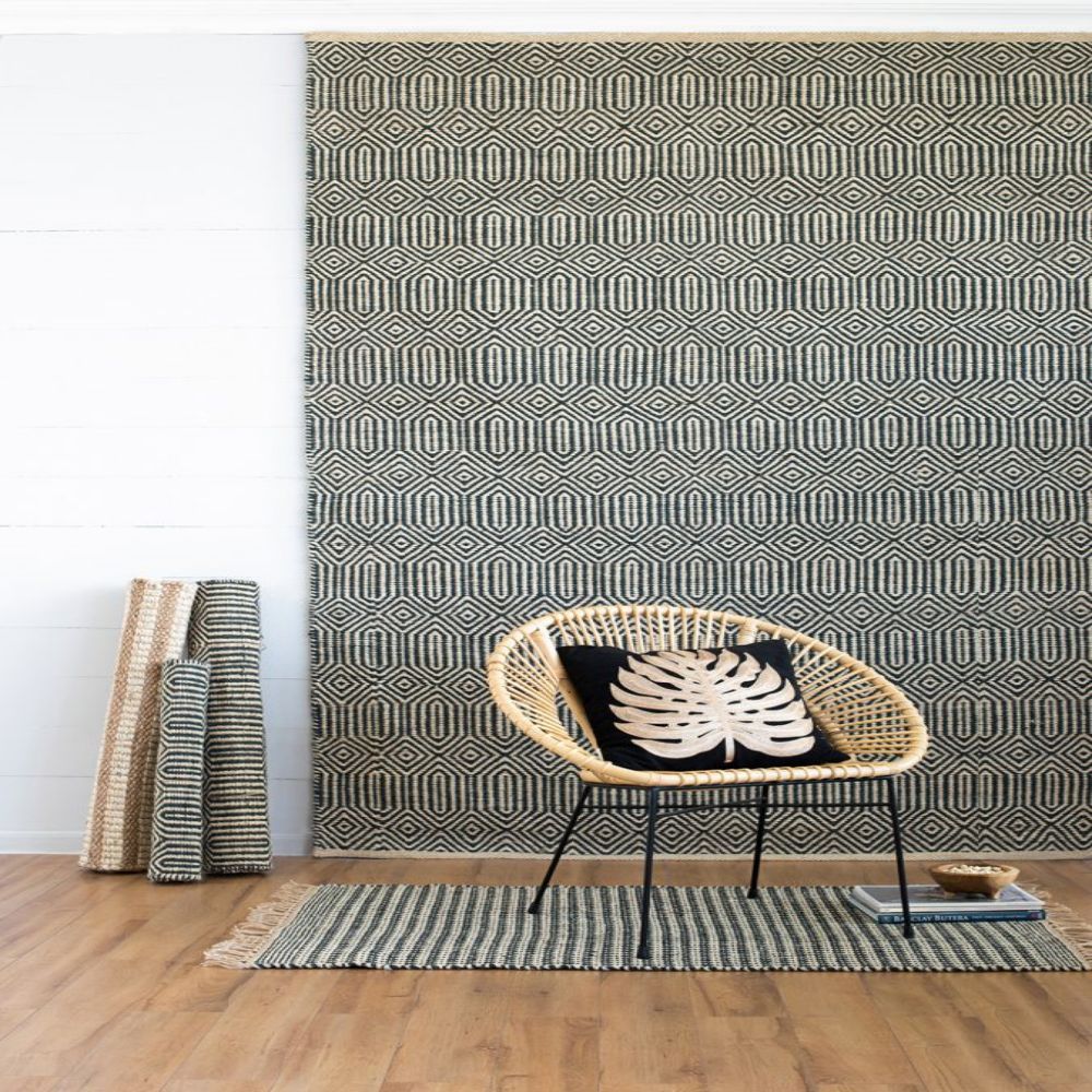 Black & Beige Jute Rugs