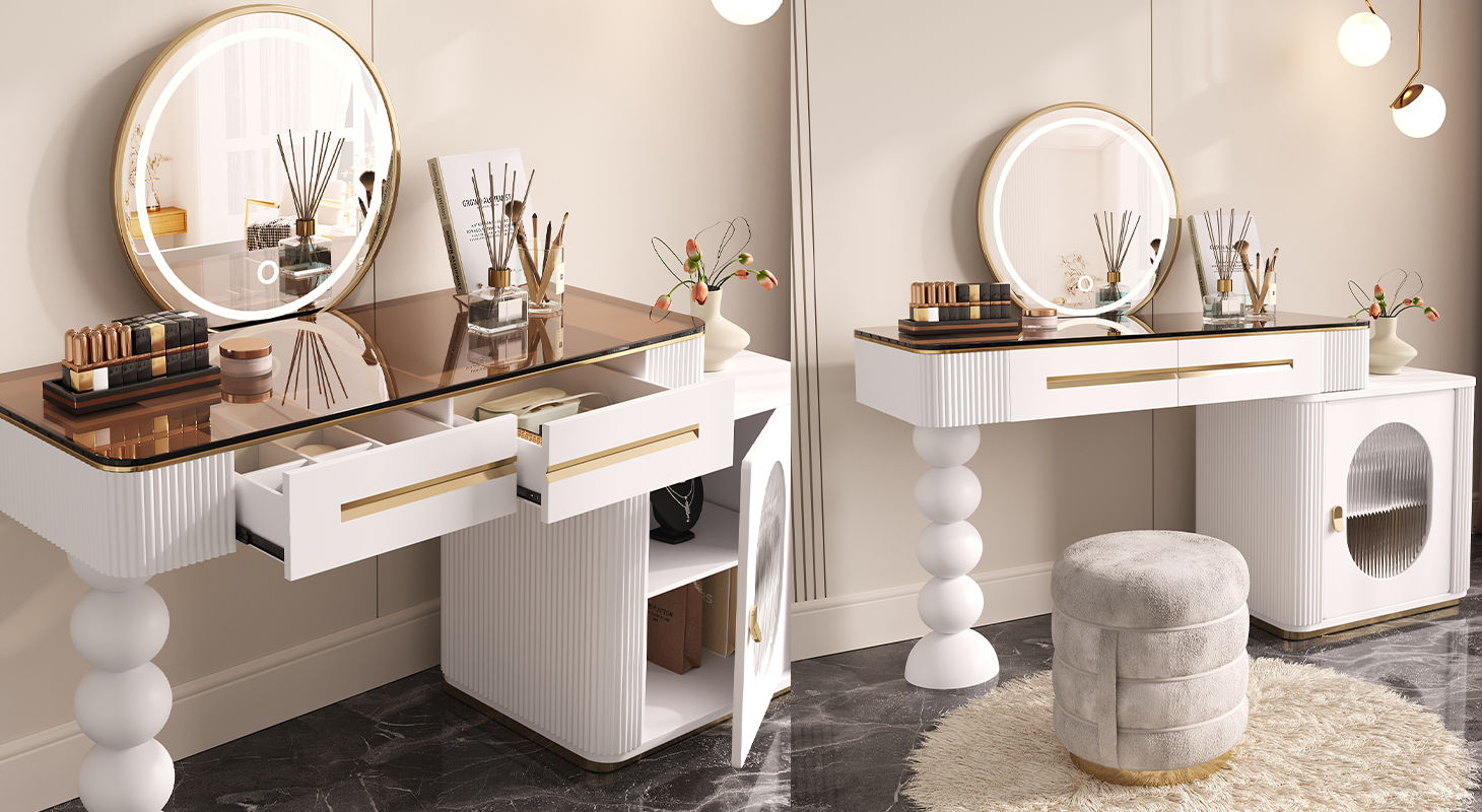 Spacious LED Mirror