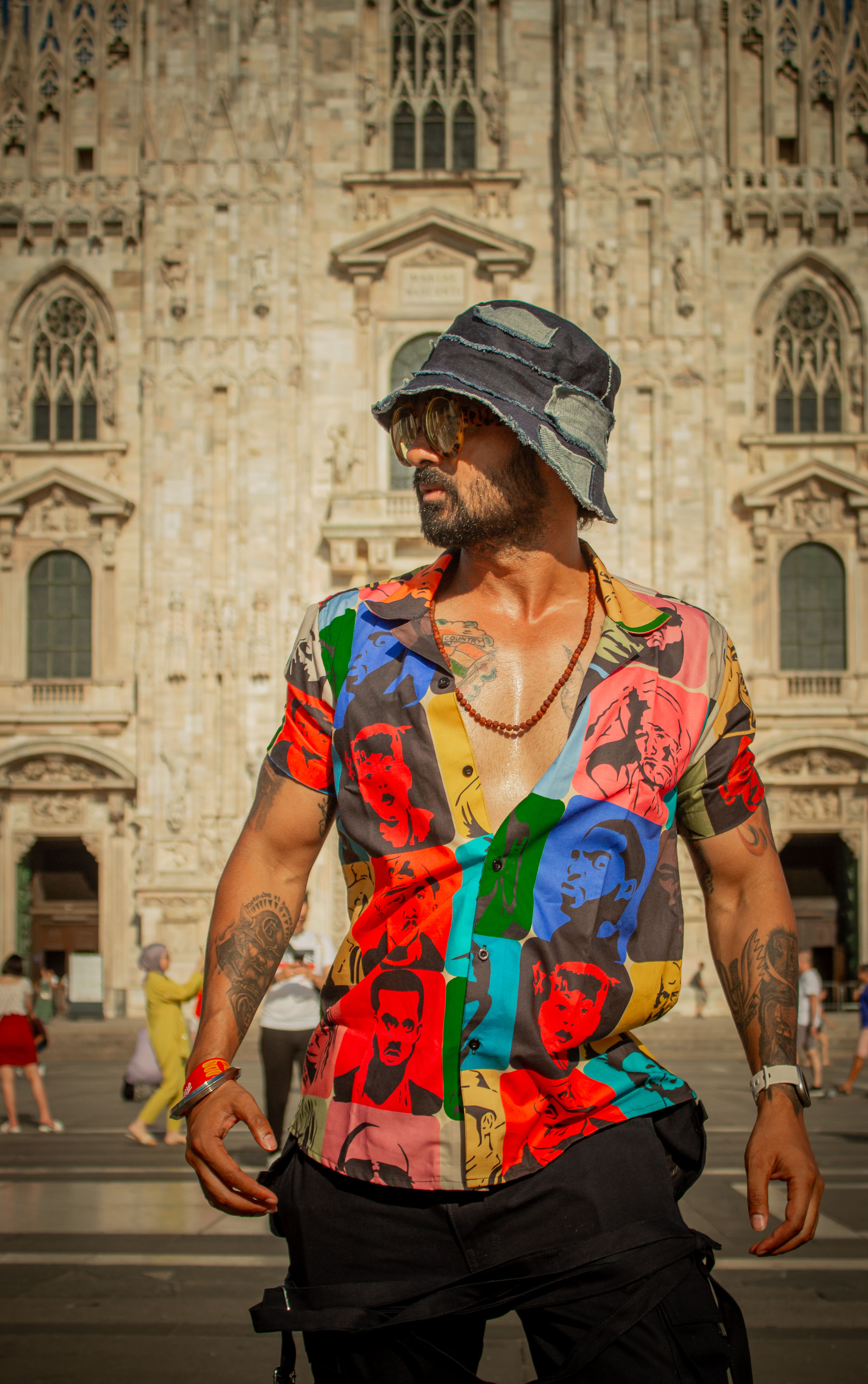 Candid portraits in Milan