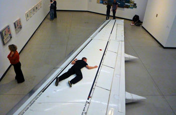 Ondakova expozice The Day After Yesterday skončila s velkým úspěchem. Naposledy se konala v britském Tate Modern