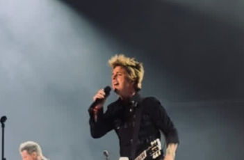 Tichý protest či úskok zpět? Slavnostní ceremoniál Super Bowlu dělí fanoušky na dva tábory