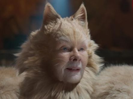 Judi Denchová ve snímku Cats