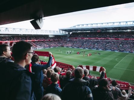 Pohled z tribuny anglického klubu Liverpool FC