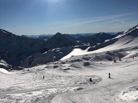 Stubai přivítal freeskiery z celého světa.