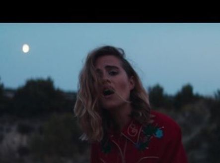 Ukázka z klipu Over