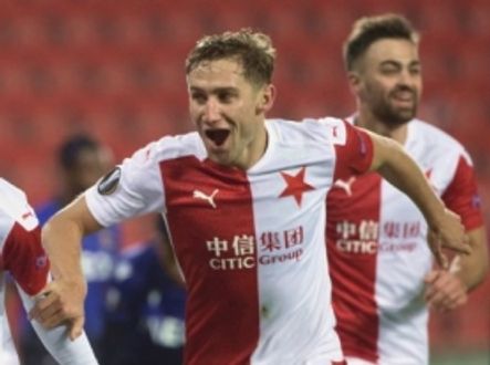 Jan Kuchta a Abdallah Sima radující se z gólu