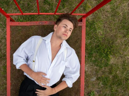 Matyáš Chochola v roli Jiřího Wolkera