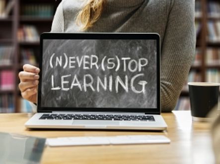 Motivovat mladé ke vzdělání je stále složitější.