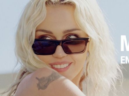 Album Endless Summer Vacation na Disney+