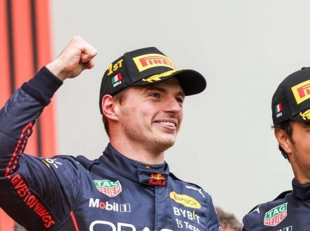 Red Bull si z Velké ceny Emilia Romagna odváží double a dotahuje se na Ferrari v Poháru konstruktérů