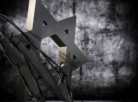Davidova hvězda a ostnatý drát symbolizující utrpení obětí holocaustu